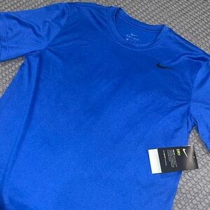 NWT Nike Dri fit